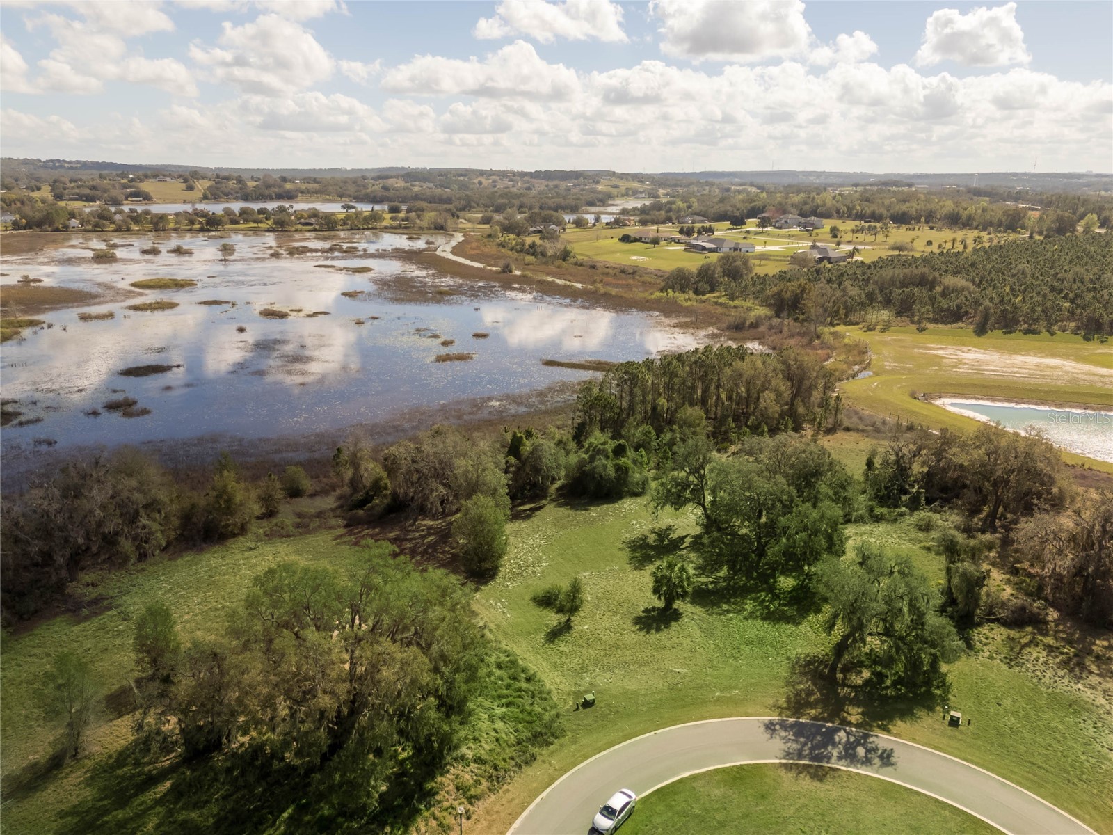 476 Long And Winding Rd Howey In The Hills FL 34737 G5110825 image8