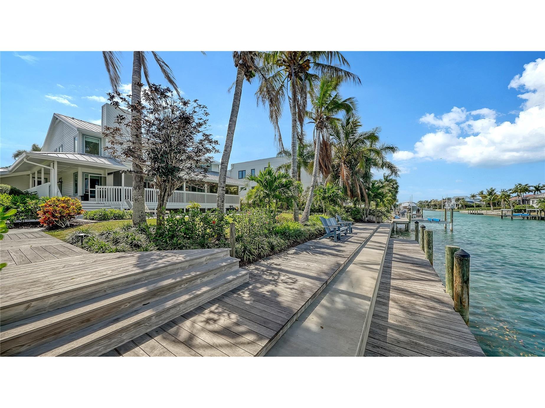 476 Meadow Lark Drive Sarasota FL 34236 A4689563 image1