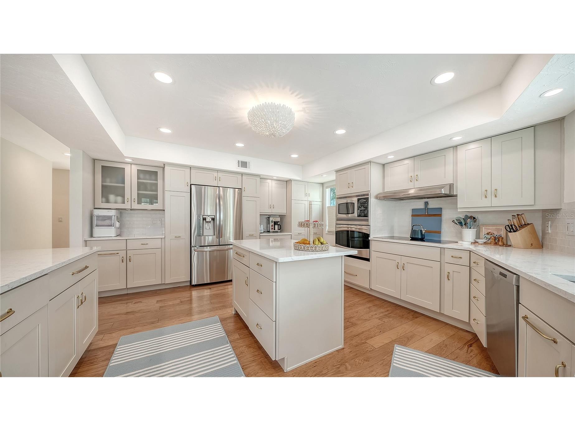 476 Meadow Lark Drive Sarasota FL 34236 A4689563 image13