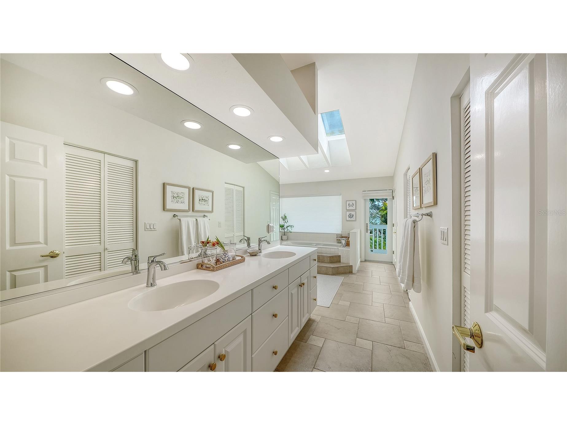 476 Meadow Lark Drive Sarasota FL 34236 A4689563 image33