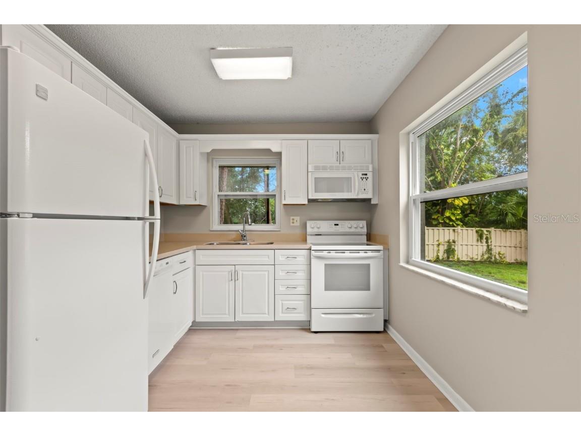 476 Santa Cruz Place NE #B Saint Petersburg FL 33703 TB8408194 image10