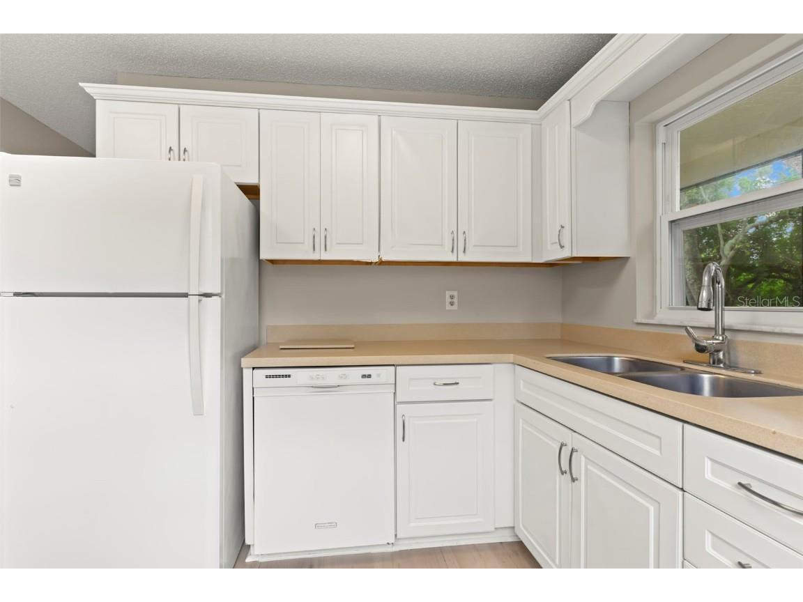 476 Santa Cruz Place NE #B Saint Petersburg FL 33703 TB8408194 image12