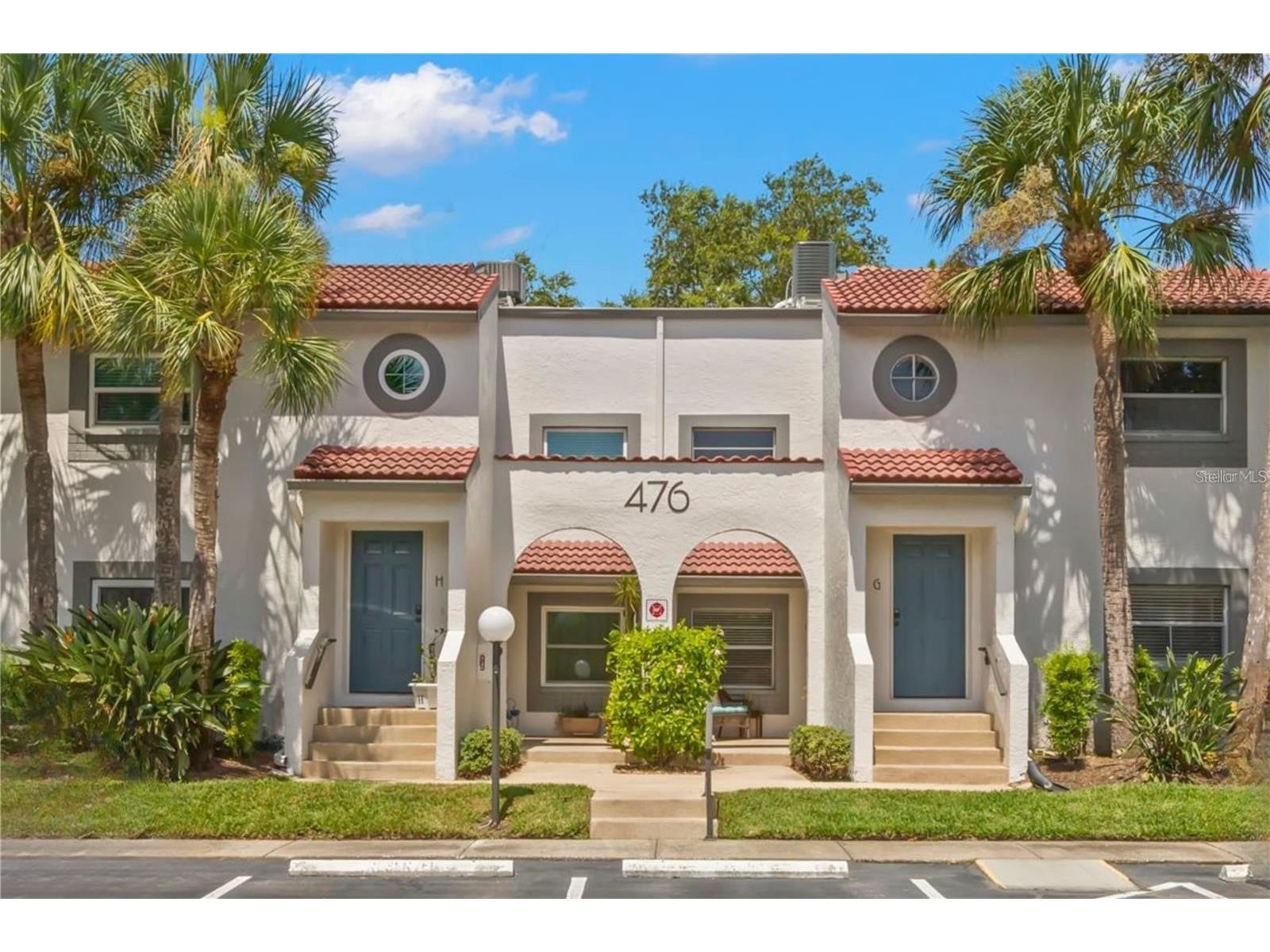 476 Santa Cruz Place NE #B Saint Petersburg FL 33703 TB8481168 image1