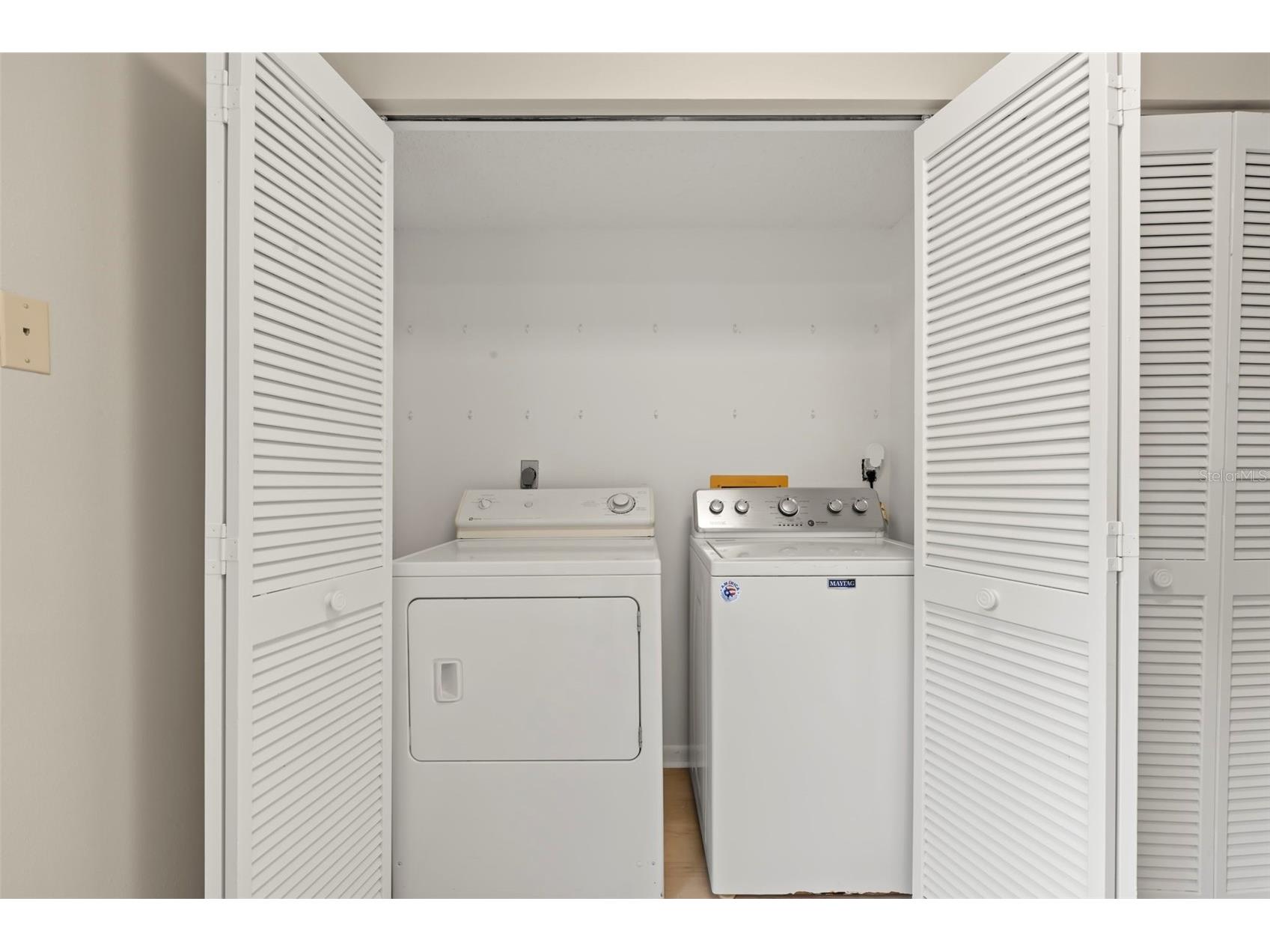 476 Santa Cruz Place NE #B Saint Petersburg FL 33703 TB8481168 image13