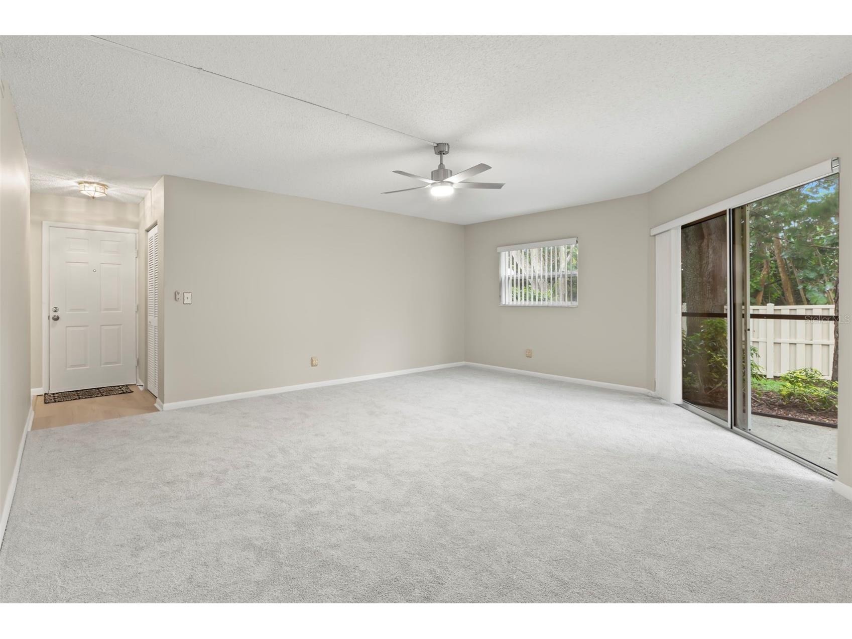 476 Santa Cruz Place NE #B Saint Petersburg FL 33703 TB8481168 image3