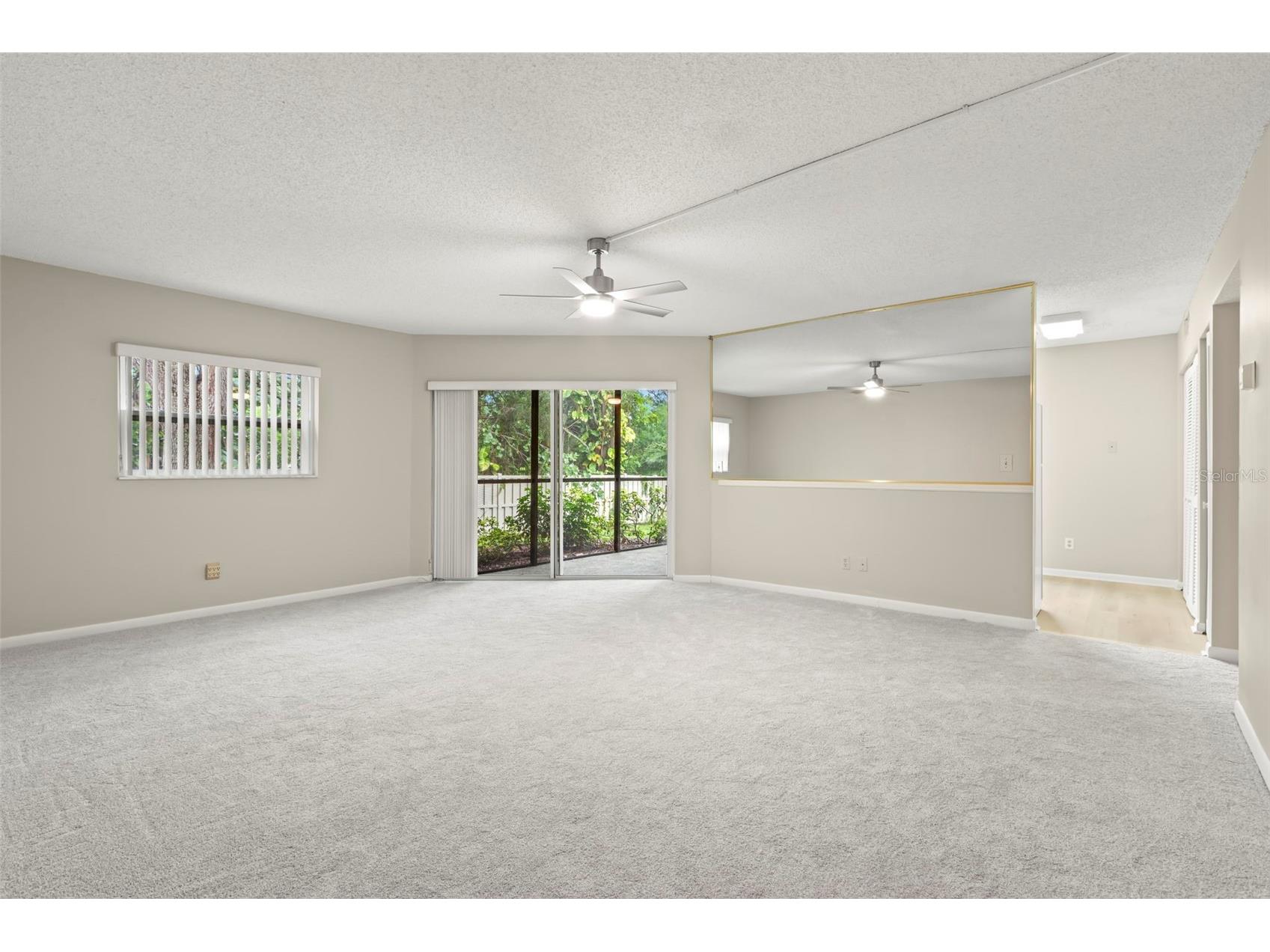 476 Santa Cruz Place NE #B Saint Petersburg FL 33703 TB8481168 image5