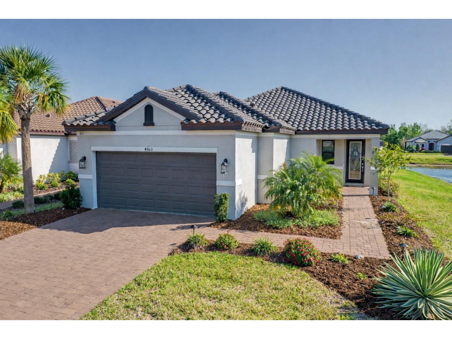 4760 Crestpoint Way Palmetto FL 34221 A4685273 image2