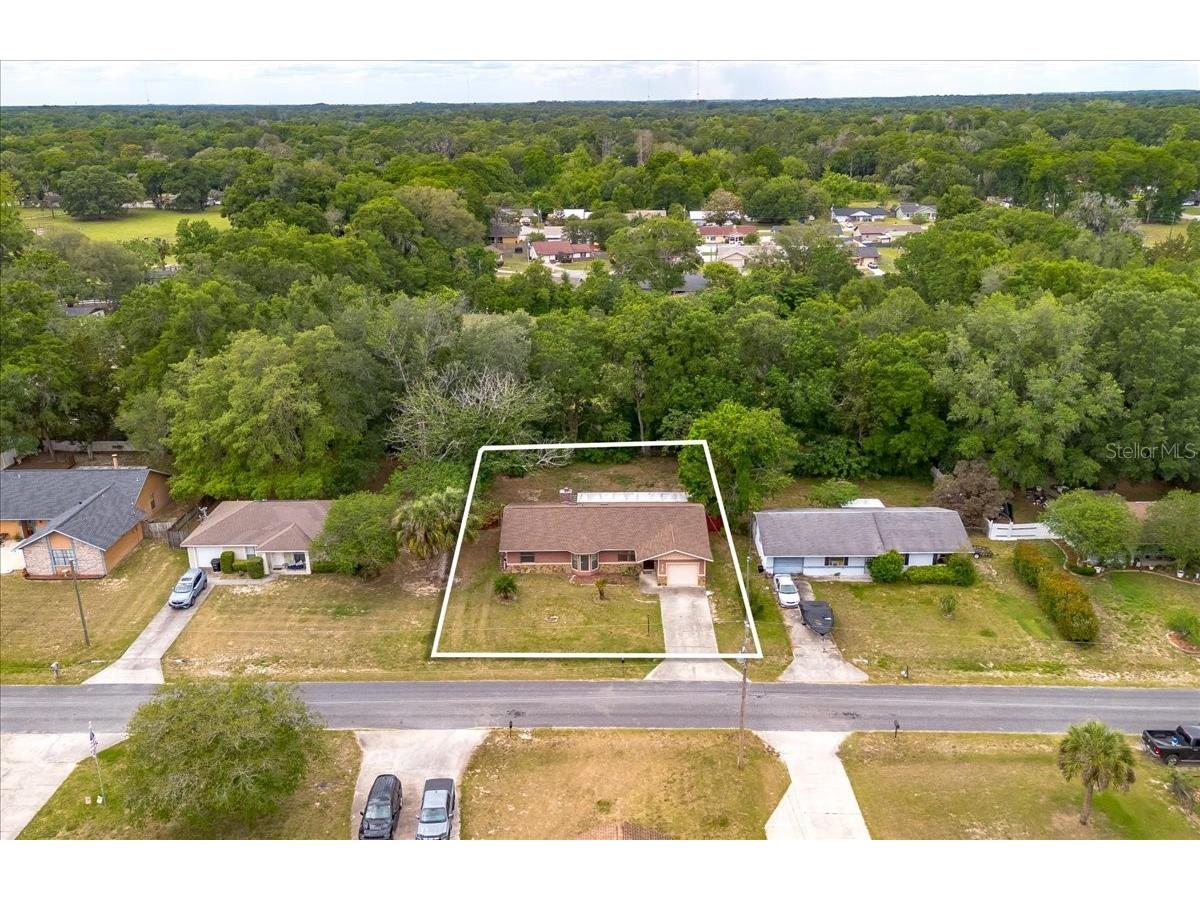 4760 NE 28th Terrace Ocala FL 34479 OM723589 image2