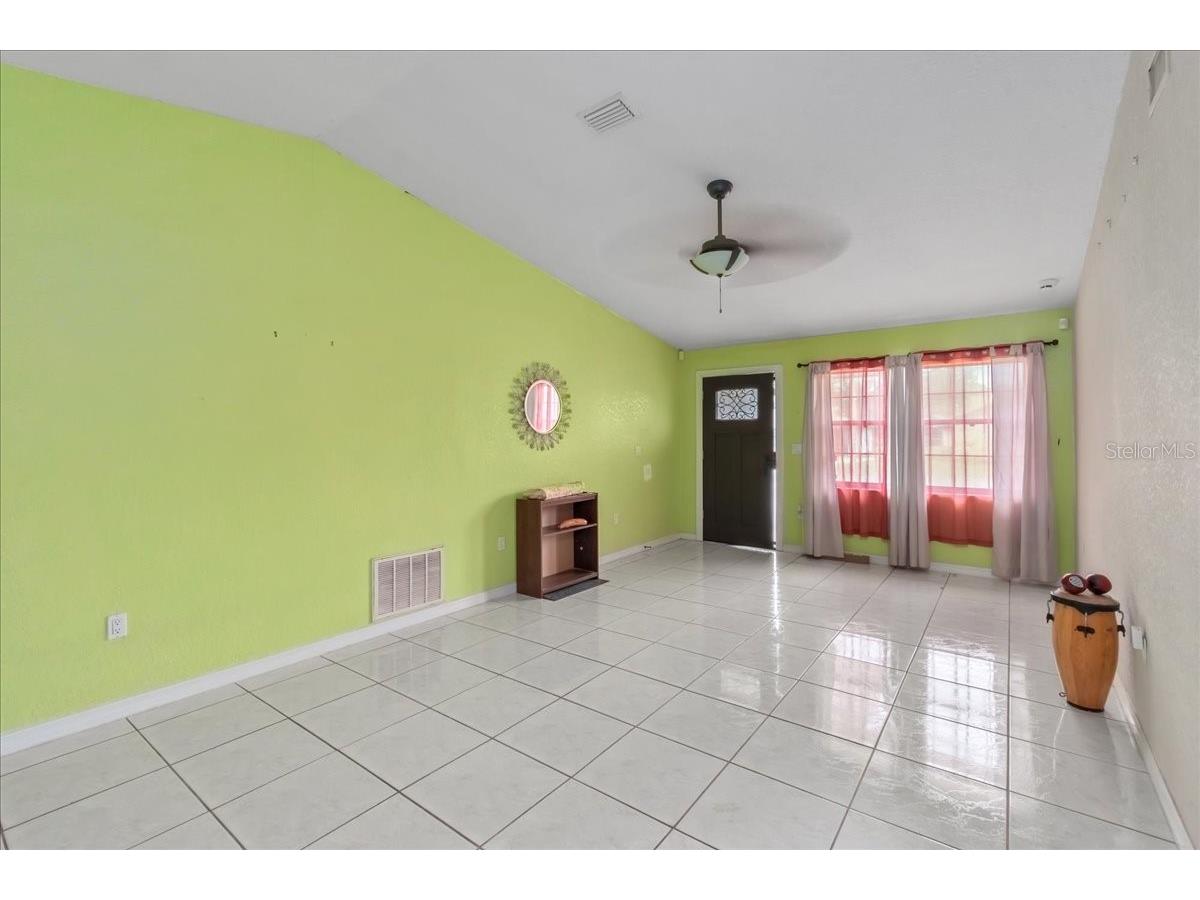 4760 NE 28th Terrace Ocala FL 34479 OM723589 image6