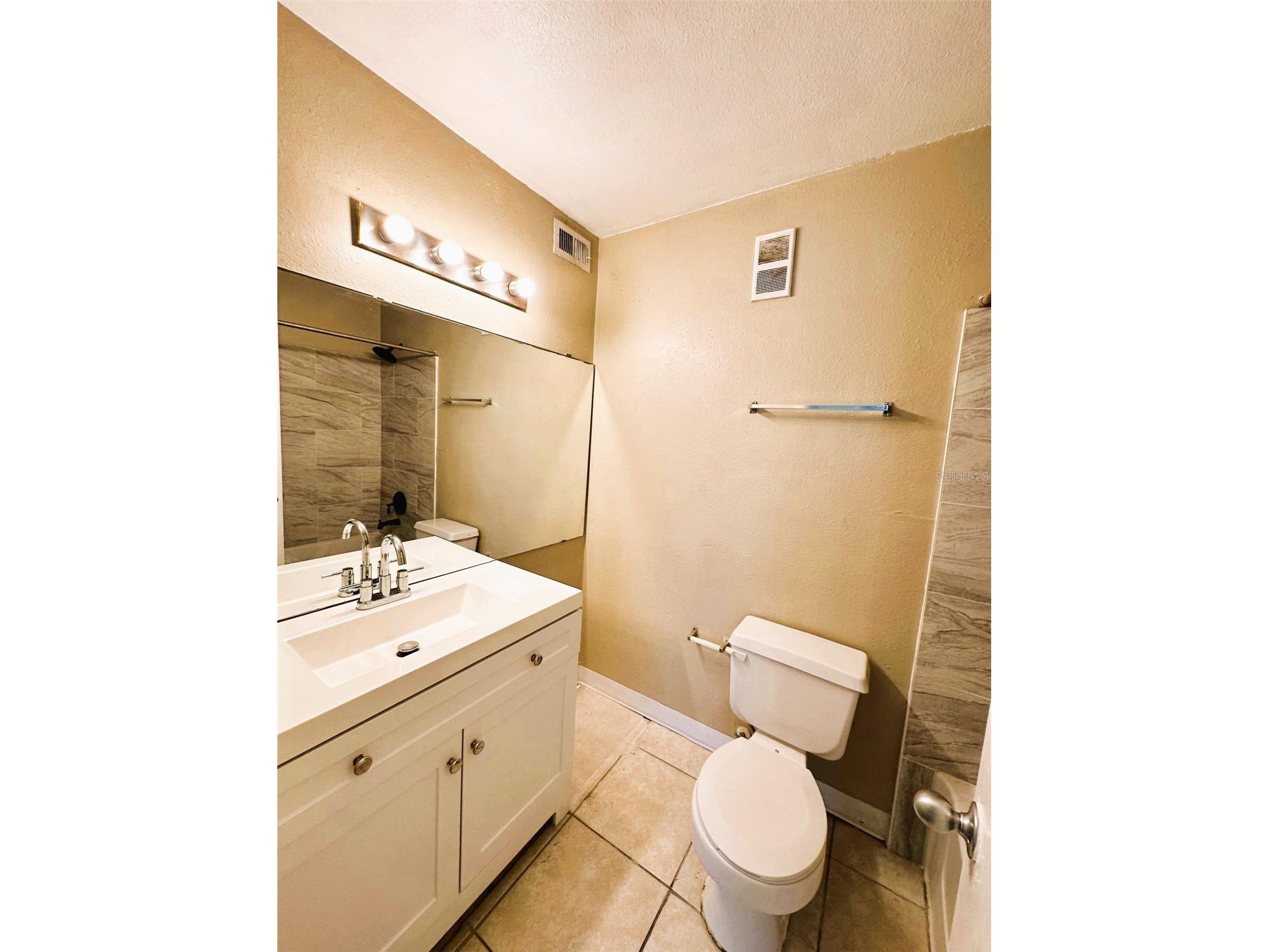 4760 Walden Circle #5-31 Orlando FL 32811 O6398696 image13