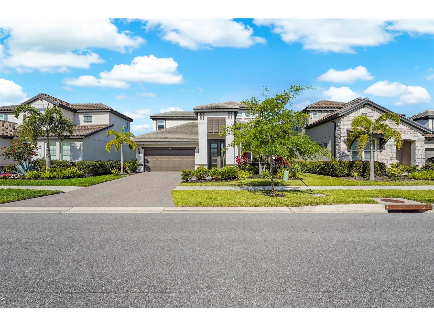 4762 Antrim Drive Sarasota FL 34240 A4687558 image21