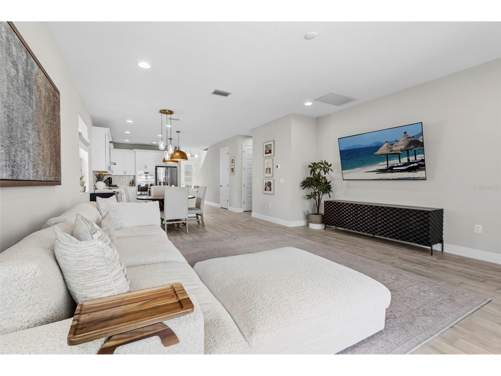 4762 Antrim Drive Sarasota FL 34240 A4687558 image32
