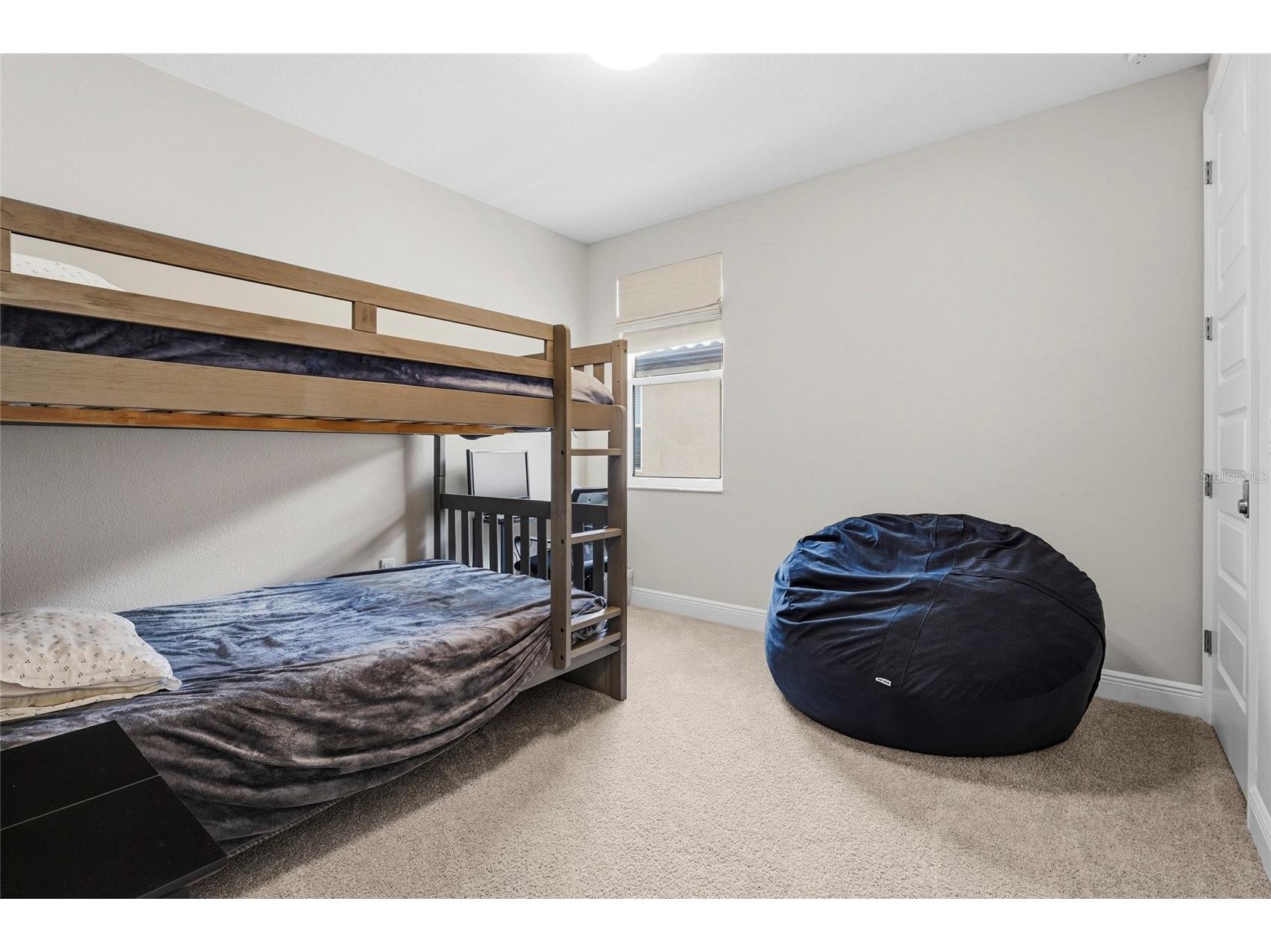 4762 Antrim Drive Sarasota FL 34240 A4687558 image45