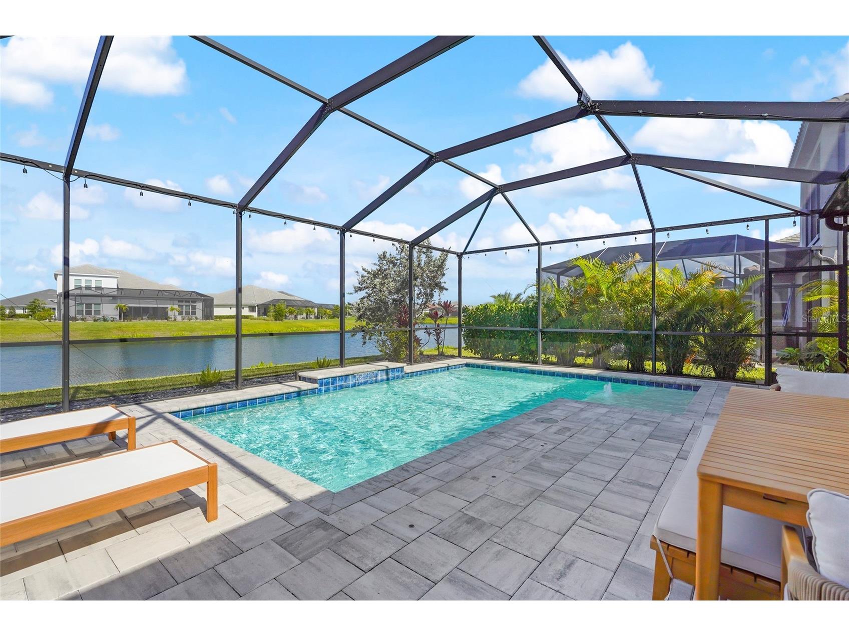 4762 Antrim Drive Sarasota FL 34240 A4687558 image59