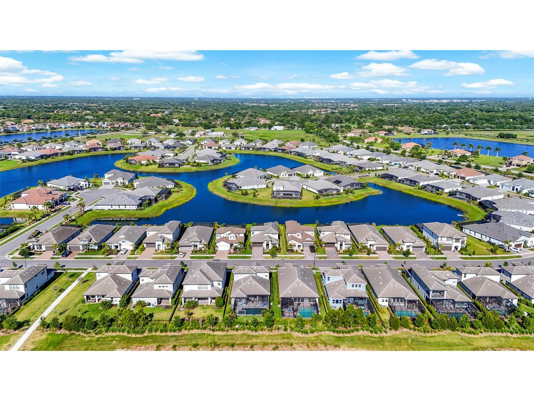 4762 Antrim Drive Sarasota FL 34240 A4687558 image66