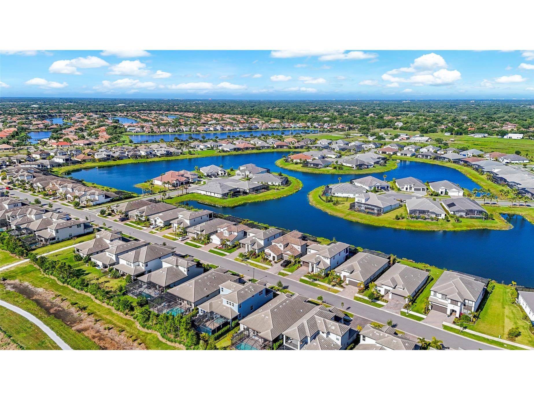 4762 Antrim Drive Sarasota FL 34240 A4687558 image67