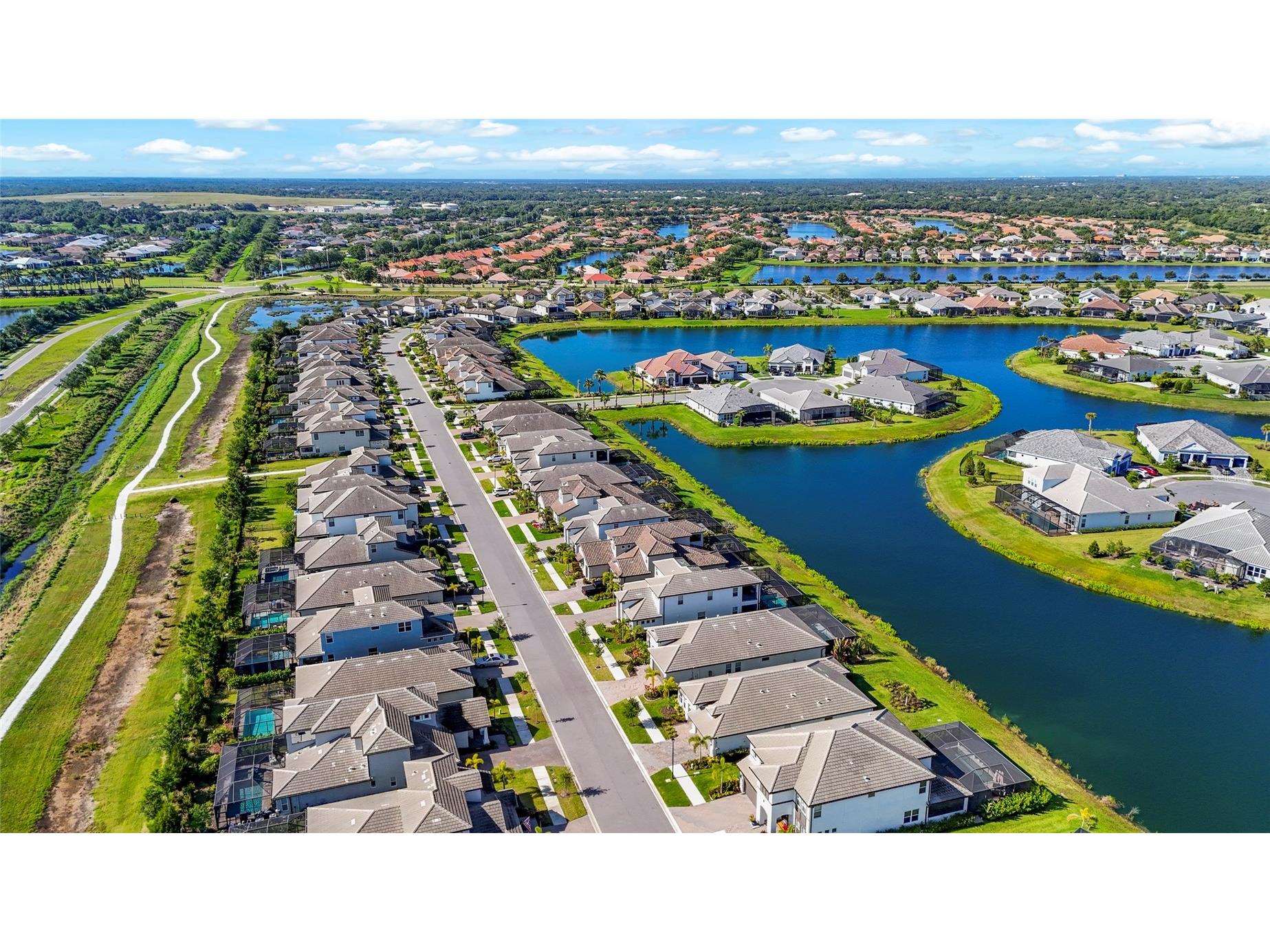4762 Antrim Drive Sarasota FL 34240 A4687558 image68