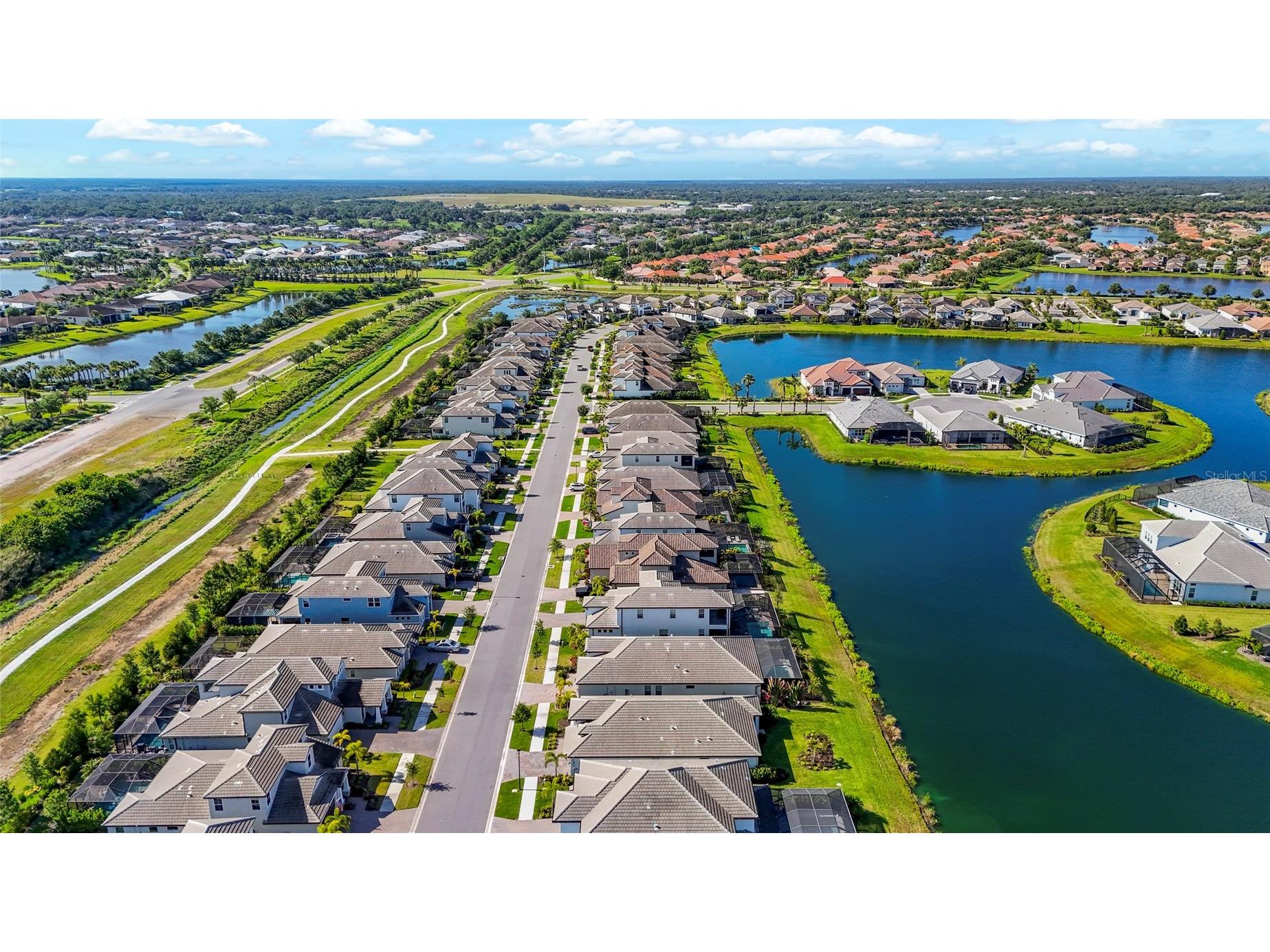 4762 Antrim Drive Sarasota FL 34240 A4687558 image69