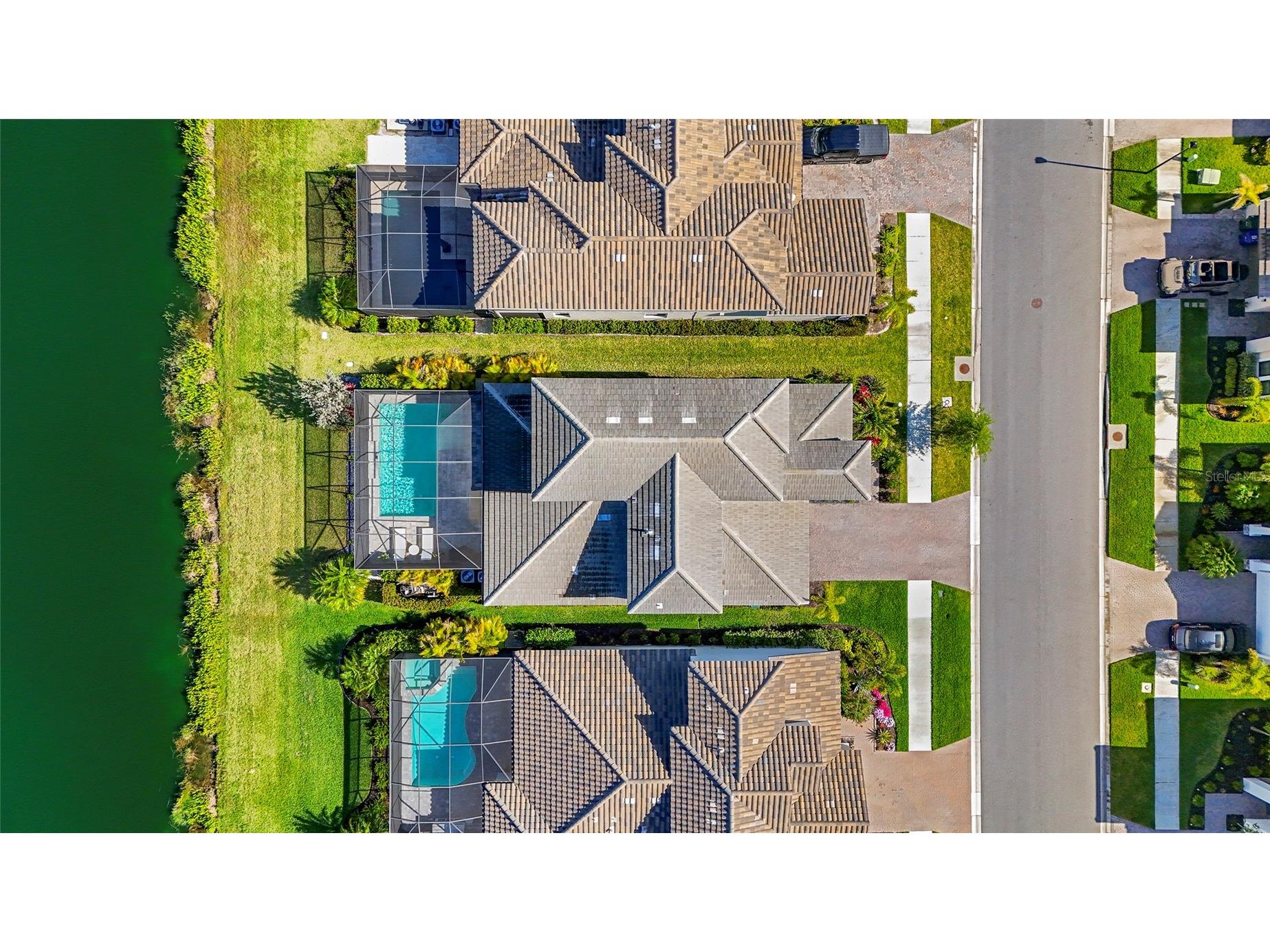 4762 Antrim Drive Sarasota FL 34240 A4687558 image74