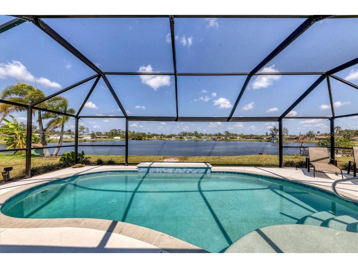 4762 Escalante Drive North Port FL 34287 - BLUE RIDGE LAKE / WATERWAY N6125703 image1