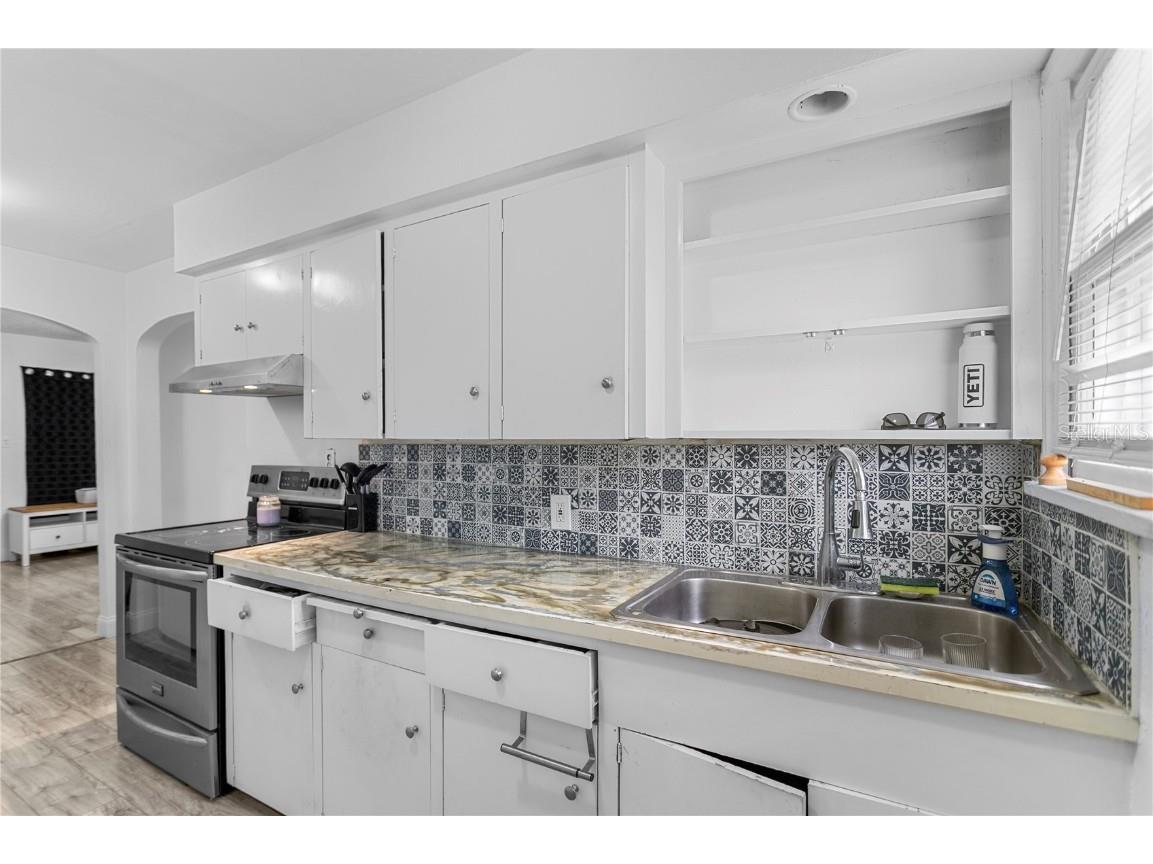 4762 Haines Road N Saint Petersburg FL 33714 TB8430687 image19