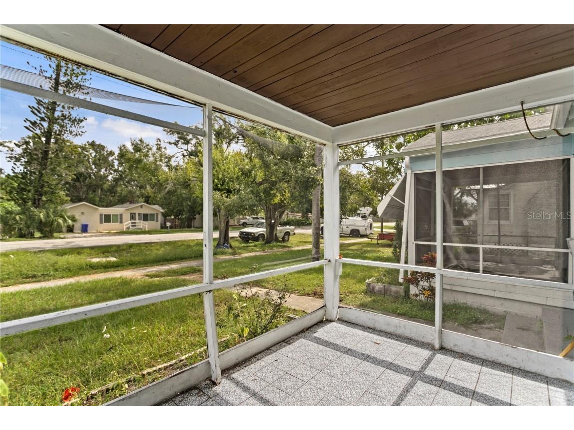 4762 Haines Road N Saint Petersburg FL 33714 TB8430687 image5