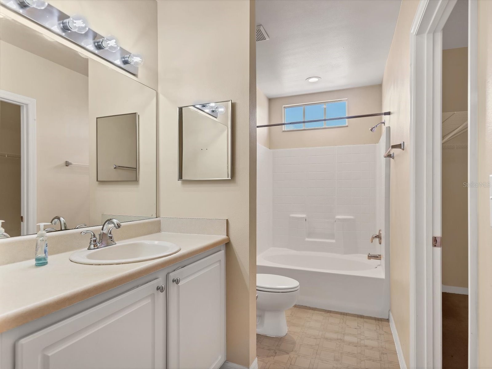 4763 Travini Circle #114 Sarasota FL 34235 A4688690 image28