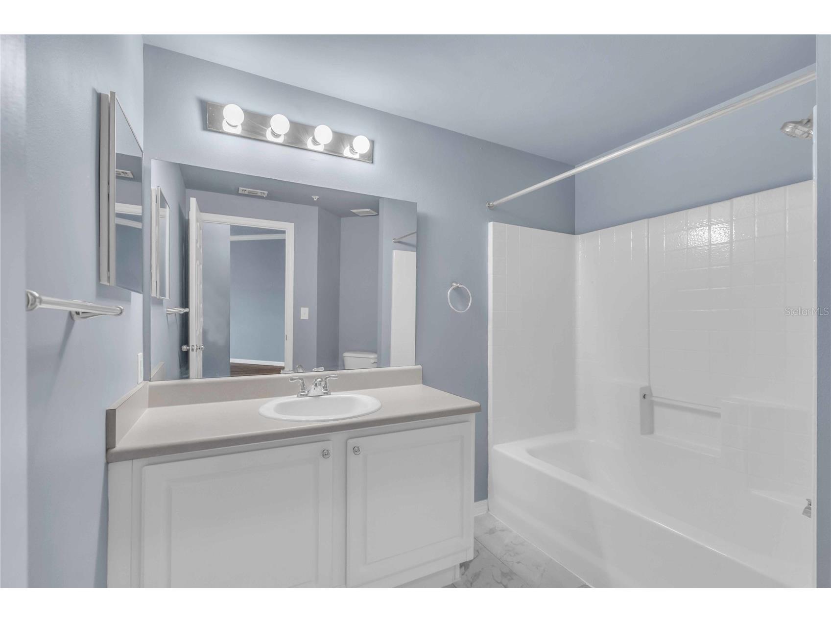 4763 Travini Circle #3-303 Sarasota FL 34235 A4692820 image17