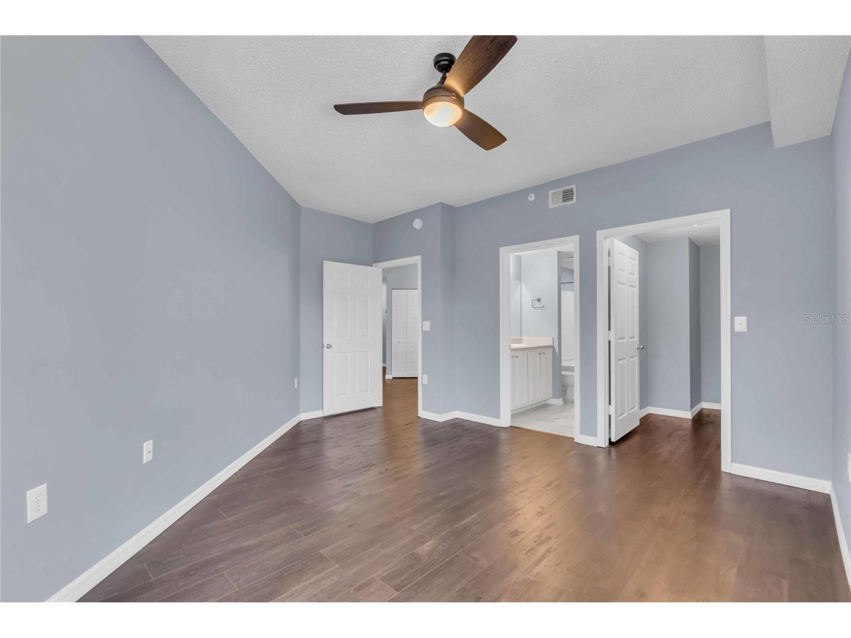 4763 Travini Circle #3-303 Sarasota FL 34235 A4692820 image19