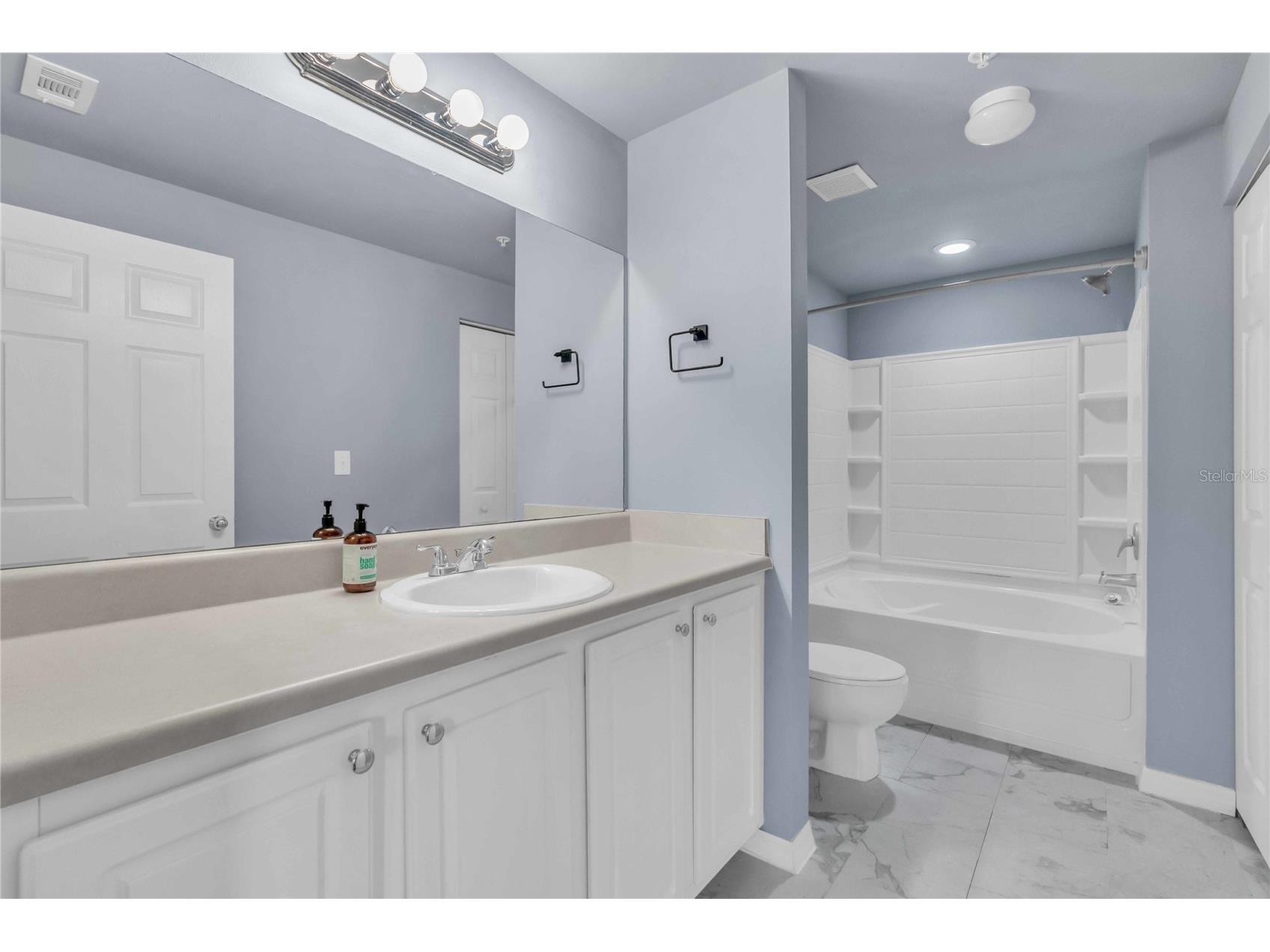 4763 Travini Circle #3-303 Sarasota FL 34235 A4692820 image21