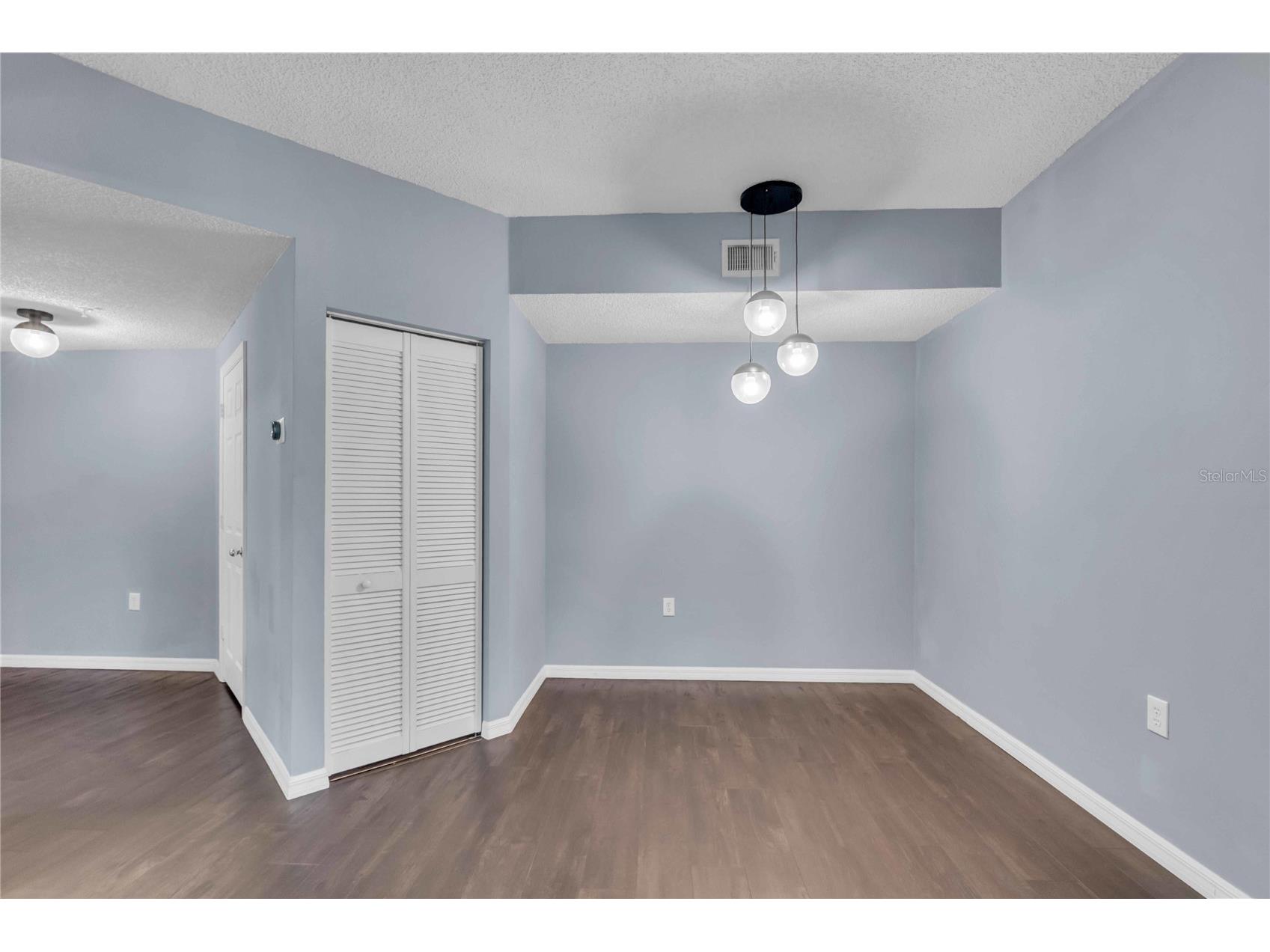 4763 Travini Circle #3-303 Sarasota FL 34235 A4692820 image3
