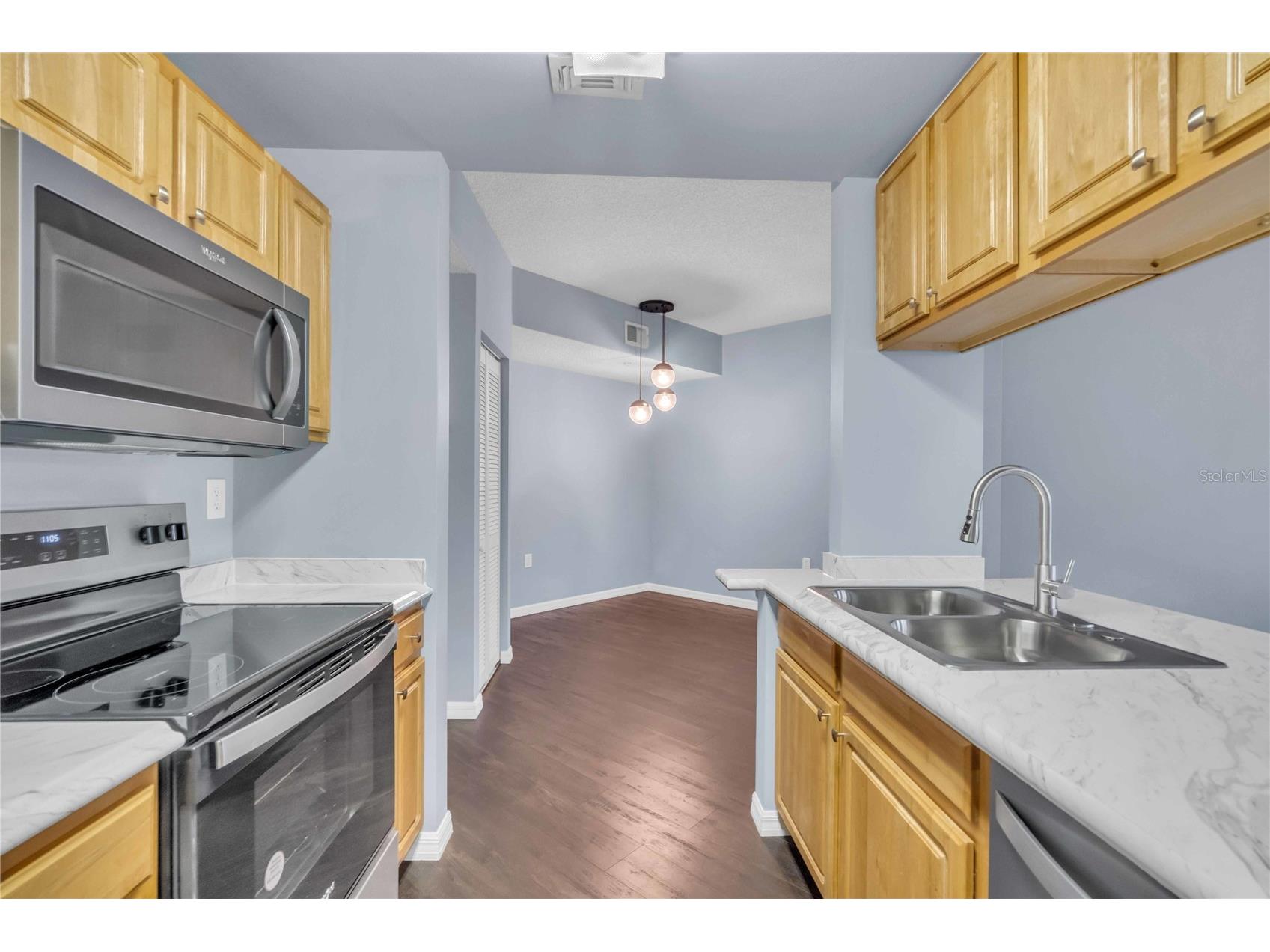 4763 Travini Circle #3-303 Sarasota FL 34235 A4692820 image8