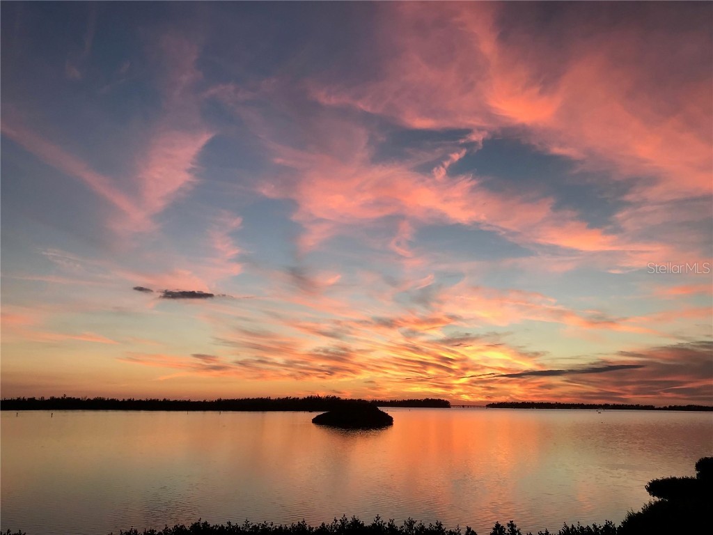 4765 Independence Drive Bradenton FL 34210 - SARASOTA BAY A4666159 image2