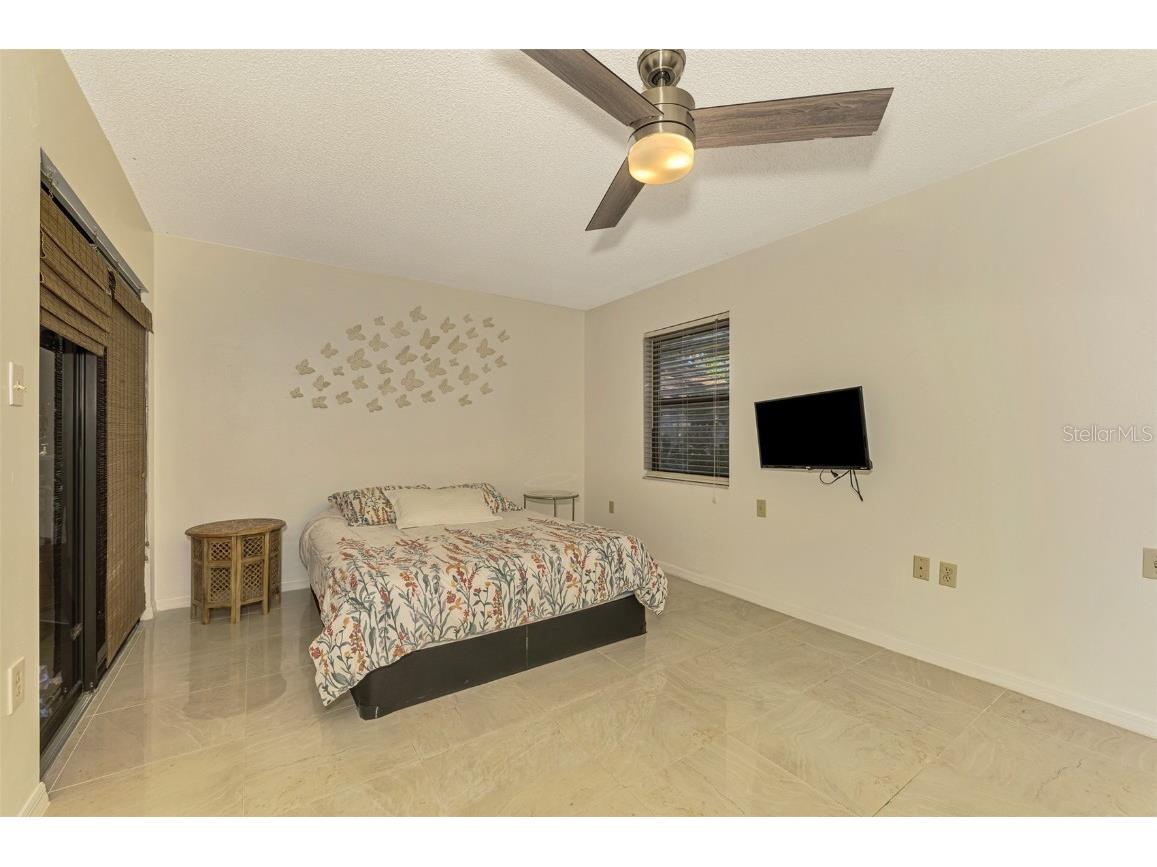 4765 Oak Forest Drive W #47 Sarasota FL 34231 N6140923 image12