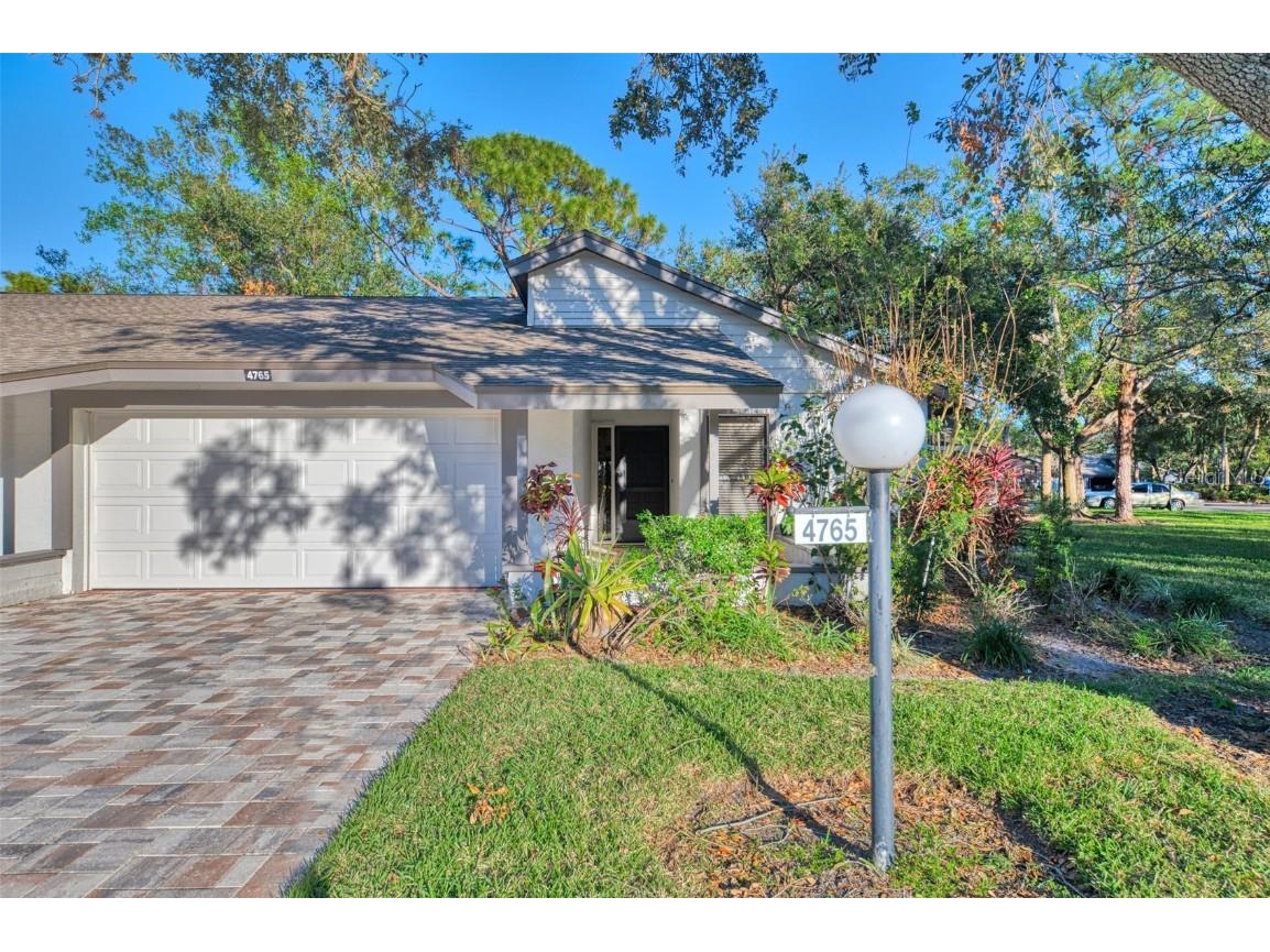 4765 Oak Forest Drive W #47 Sarasota FL 34231 N6140923 image2