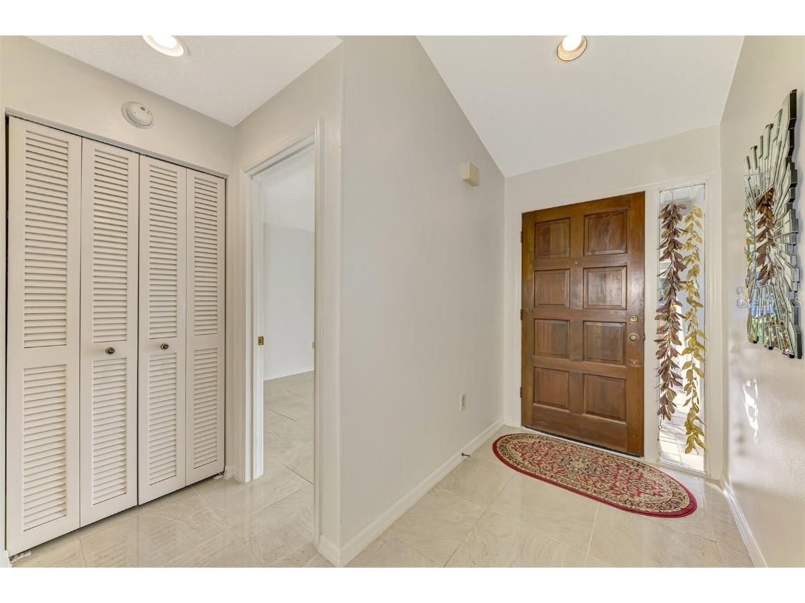 4765 Oak Forest Drive W #47 Sarasota FL 34231 N6140923 image3
