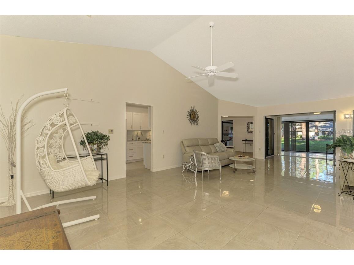 4765 Oak Forest Drive W #47 Sarasota FL 34231 N6140923 image4
