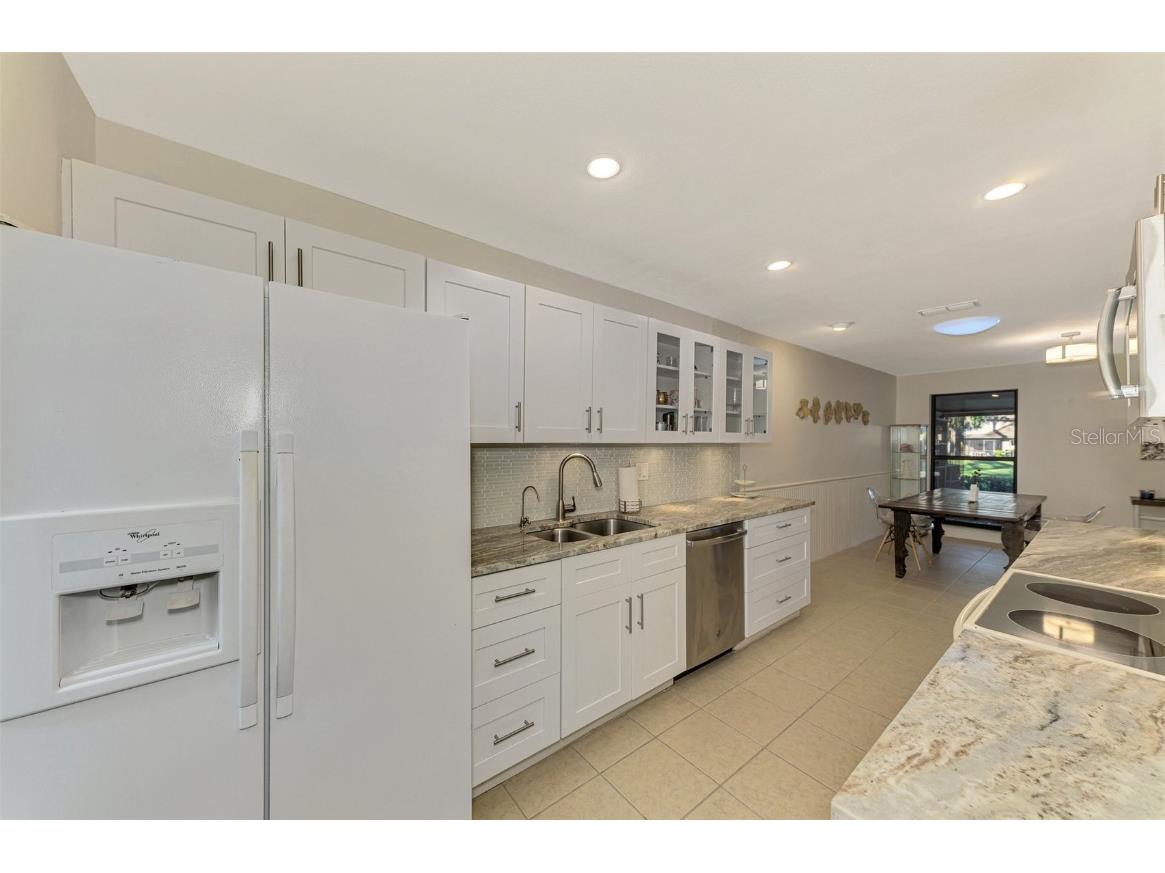 4765 Oak Forest Drive W #47 Sarasota FL 34231 N6140923 image8