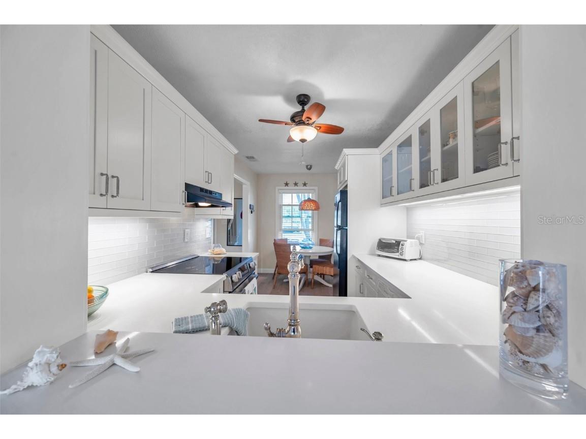 4766 Snook Drive SE Saint Petersburg FL 33705 TB8362298 image8