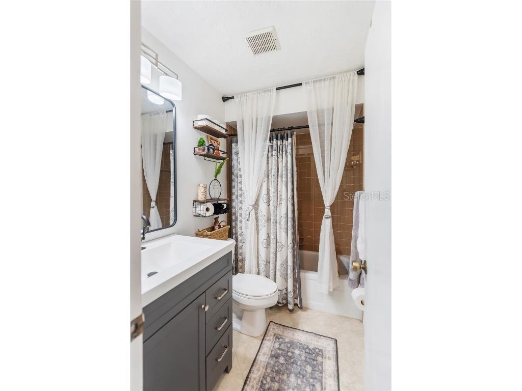 4767 Village Gardens Drive #94 Sarasota FL 34234 A4672559 image27