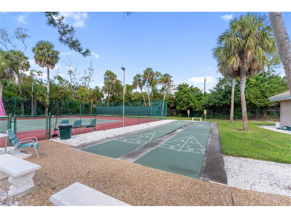 4767 Village Gardens Drive #94 Sarasota FL 34234 A4672559 image54