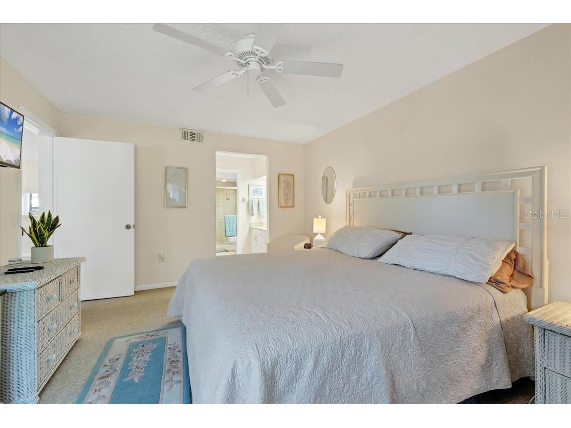 4767 Winslow Beacon #25 Sarasota FL 34235 A4653785 image19