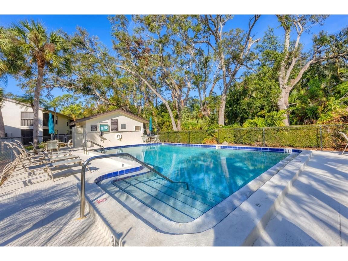 4767 Winslow Beacon #25 Sarasota FL 34235 A4653785 image32