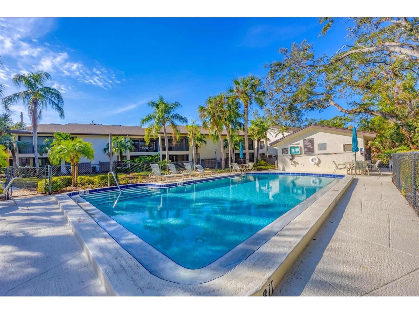 4767 Winslow Beacon #25 Sarasota FL 34235 A4678249 image16