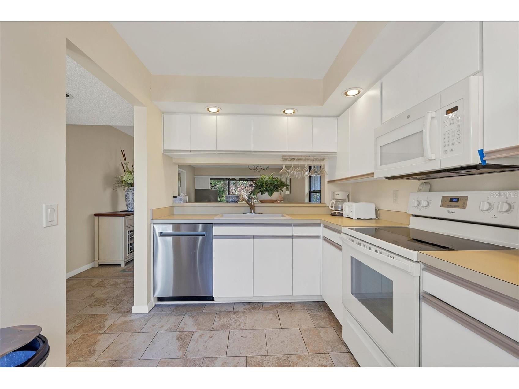 4767 Winslow Beacon #25 Sarasota FL 34235 A4678249 image46