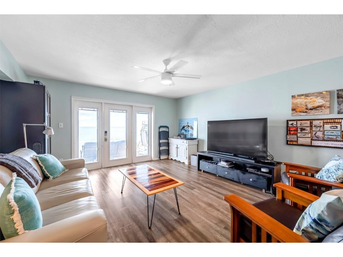 4768 Coquina Key Drive SE Saint Petersburg FL 33705 TB8375137 image13