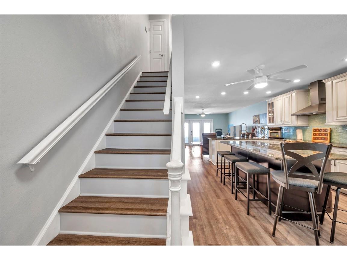 4768 Coquina Key Drive SE Saint Petersburg FL 33705 TB8375137 image17