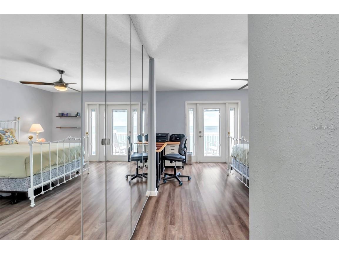 4768 Coquina Key Drive SE Saint Petersburg FL 33705 TB8375137 image18