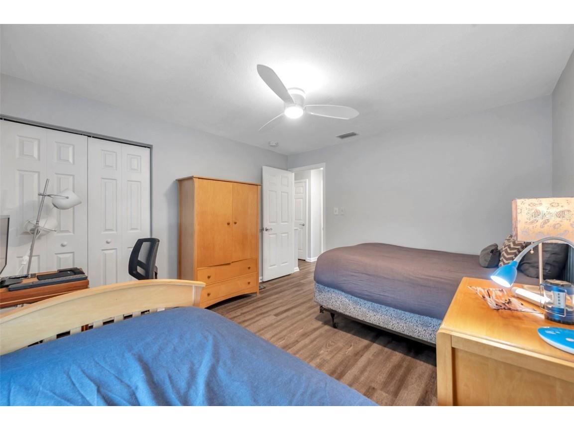 4768 Coquina Key Drive SE Saint Petersburg FL 33705 TB8375137 image25