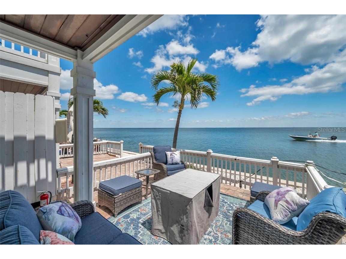 4768 Coquina Key Drive SE Saint Petersburg FL 33705 TB8375137 image30